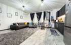 Apartament 3 camere de vanzare, 70 mp utili + balcon, etaj 1/3 -Giroc, - 10