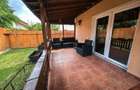 Casa individuala 3 camere, 100mp, mobilat/utilat, strada inchisa/linistita