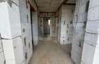 Casă la Roșu pe Dealul Furcilor – 3 Dormitoare, Subsol, Living Separat, 3 Băi