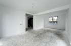 Casa individuala 4 camere 3 bai 280mp teren zona Gusterita