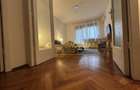 2 Camere de inchiriat | Ultracentral |Centrala proprie | Mobilat |