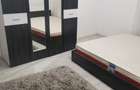 Casa de vanzare cu 2 apartamente ?i 1 garsoniera - 2