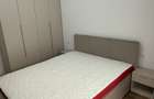 Inchiriez apartament Eroilor floresti