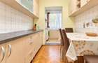 Apartament de vanzare cu 3 camere si boxa, parter inalt, zona Lipovei