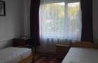Casa de vanzare si anexa, teren 2287 mp