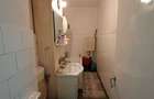 Apartament 3 camere de vanzare, et 2, str Traian, ultracentral, luminos, calduros, orientare sudica.