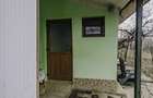 Vand casa cu etaj, in localitatea Trusesti, judetul Botosani