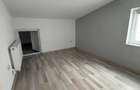 Apartament 4 camere, 100 mp (impartit in 2 ap. decomandate - 8