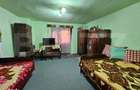 Casa de vanzare, 260 mp, zona Vest