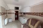 Casa 5 camere, 3 bai,2 bucatarii, 200 mp utili, 370 mp teren