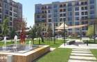 Apartament intr-un complex cu gradina privata si fantani decorative, l