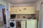Inchiriez apartament 2 camere Micro 3 - 2