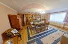 Casă cu 5 camere de vânzare, str. Dragoș Vodă - 2