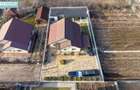 Casa completa langa Bacau: beci, foisor, magazie si spatiu pentru petr - 16
