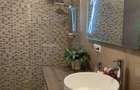 Se vinde direct de la proprietar garsoniera ! Zona Rogerius , str. Traian Lasescu 4/4 ! Gata de mutat sau de inchiriat !