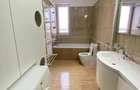 Apartament 3 camere, zona Intim, bloc Bermo - 2