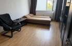 Inchiriez aoartament 3 camere in zona Berceni Ira