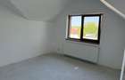 Casa de vanzare cu 2 etaje- intrare in Comuna Berceni - 240 mp utili si 400 gradina - 3