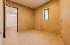 Proprietate si cu potential investitional, 2 imobile, vila 500 mp si casa renova