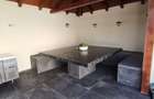 Casa pe parter cu piscina - 1