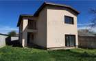 Casa spatioasa la un pret avantajos de vanzare in Corbeanca - 2