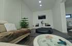 Mamaia Nord- 3 camere, 3 grupuri sanitare, curte 40mp,mobilat-143.000e
