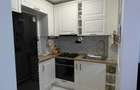 Apartament cu 2 camere decomandat în Apărătorii Patriei - 1