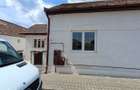 Apartament la casa ( triplex ) / 9 mai - 2