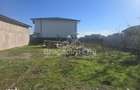 Teren intre case contoare gaz si curent instalate - 3
