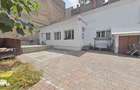 Apartament cu 2 camere de inchiriat Mansarda, zona Centrala Ar - 7