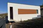 Vand casa 4 camere ,2 bai, garaj, curte in Dezmir
