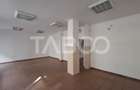 Spatiu comercial 120 mpu cu vitrina 8m si vad pietonal Valea Aurie - 4
