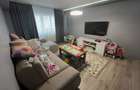 Vand apartament cu 4 camere