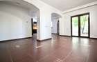 PRELUNGIREA GHENCEA-LIDL, APARTAMENT IN VILA 2010, CURTE 300 MP SI PARCARE! - 7