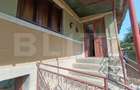 Casa cu 2 camere, 250 mp, zona sud-est - 1