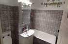 Ofer spre inchiriere apartament decomandat cu 3 camere in Valea Aurie. - 2