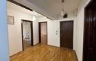 Apartament 3 camere et 1 Calea lui Traian zona Lahovari