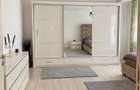 Apartament cu 3 camere decomandate, 70mp, etaj intermediar, finisat modern, mobilat si utilat, cu 2