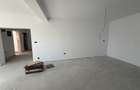 De vanzare Duplex situat in Barabant.