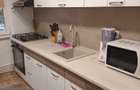 Ofer spre inchiriere apartament 2 camere zona foarte buna termen lung contract ANAF