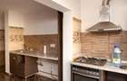 Apartament cu 2 camere de vanzare, etaj 2, zona Baba Dochia, vandut de proprietar