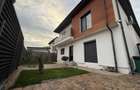 Vila 5 camere, Dobroesti, strada Trifoiului
