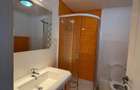 Casă cu 3 camere cu Teren 150 Mp în Roman - 11