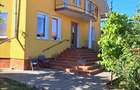 Casa-Vila ultrafinisata in regim D+P+E cu toate utilitatile cu 900 mp,teren - 1