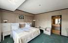 Hotel 4 stele, complet echipat, 85 camere, teren 5000 mp - Predeal
