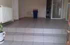 Proprietar vand vila 8 camere Cal.Aradului 450mp utili la 10 min de Mall pretabil clinical