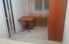 Inchiriez apartament 2 camere zona Nord Castor. - 2
