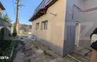 Casa cu 2 camere si mansarda ,plus bucatarie de vara .