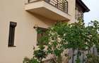 Casa cu 4 camere, curte ?i aer condi?ionat - 8