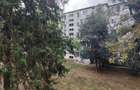 Apartament liber, et. 1, Scoala 8. Disponibil acum.